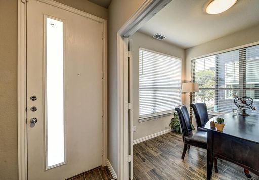 Listing photo thumbnail
