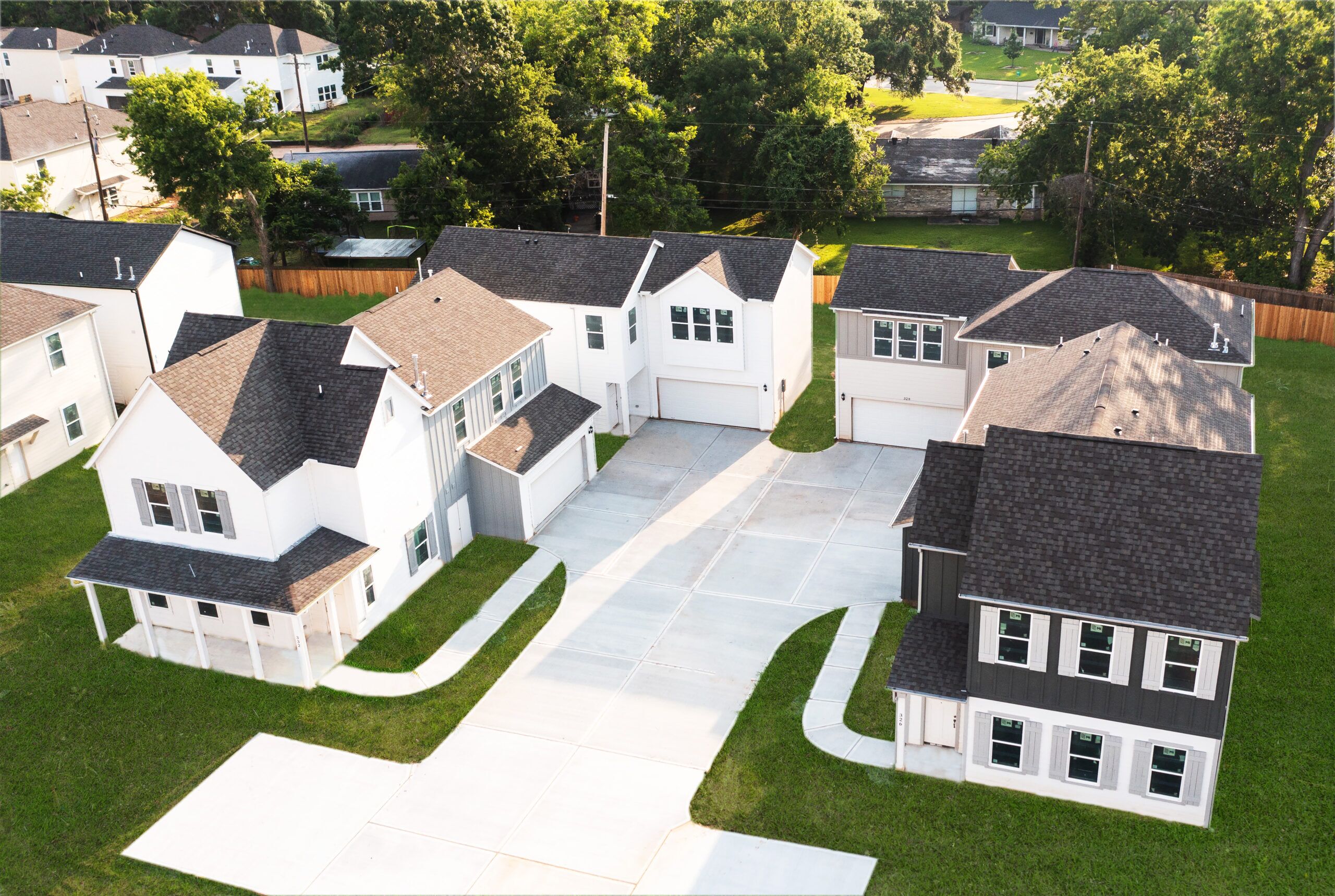 An exterior photo of Bridge Tower rental homes