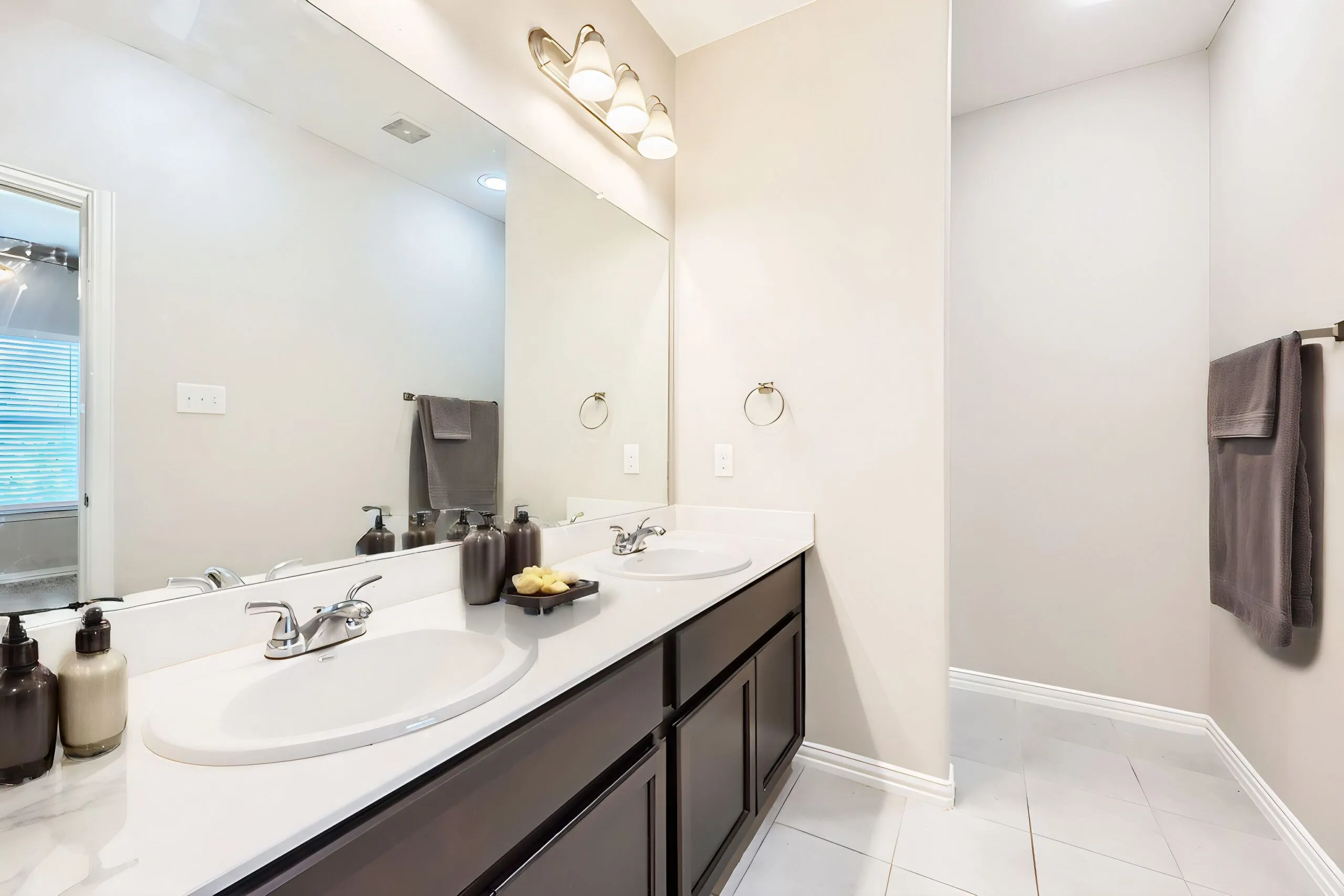 A bathroom photo of a Lewisville Townhome for rent