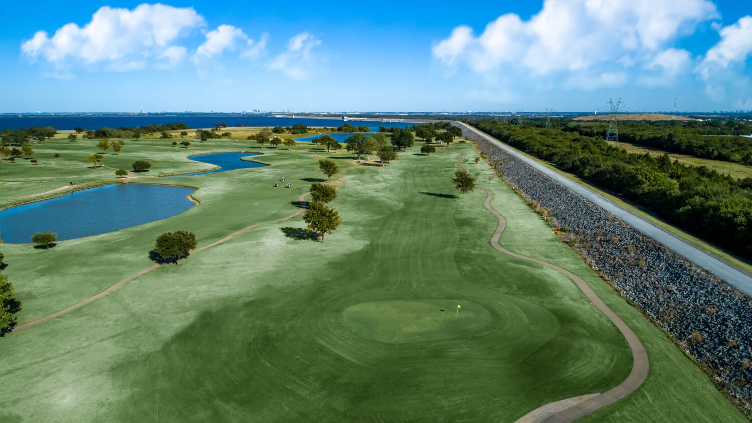 Lake Park Golf Course new Lewisville Townhomes